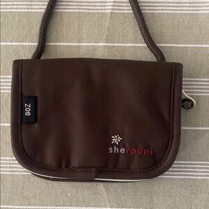 Sherpani Zoe Chocolate Crossbody Bag